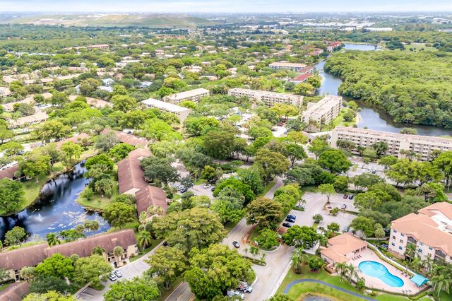 3123 Carambola Circle S 3123, Coconut Creek, FL 33066