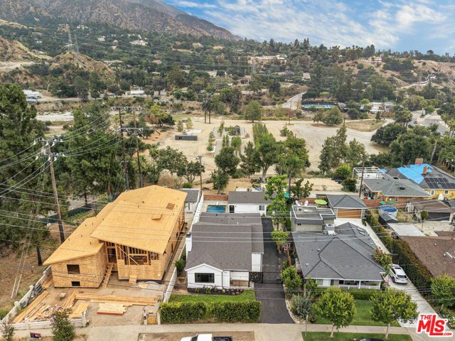 1696 N Altadena Drive, Altadena, CA 91001