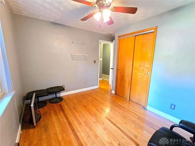 1290 Red Oaks Circle, Springfield, OH 45506