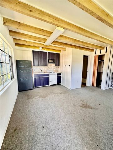 8594 Oakland Road 14, Oakland, AR 72661