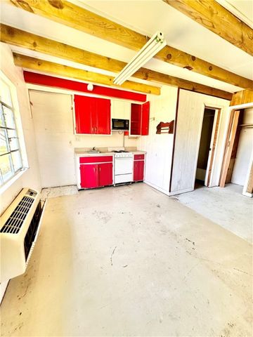 8594 Oakland Road 14, Oakland, AR 72661