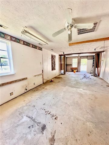 8594 Oakland Road 14, Oakland, AR 72661