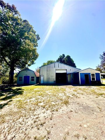 8594 Oakland Road 14, Oakland, AR 72661