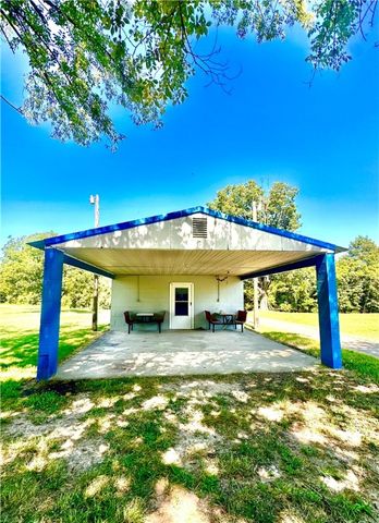 8594 Oakland Road 14, Oakland, AR 72661