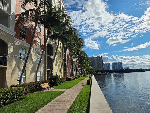 17150 N Bay Rd 2806, Sunny Isles Beach, FL 33160