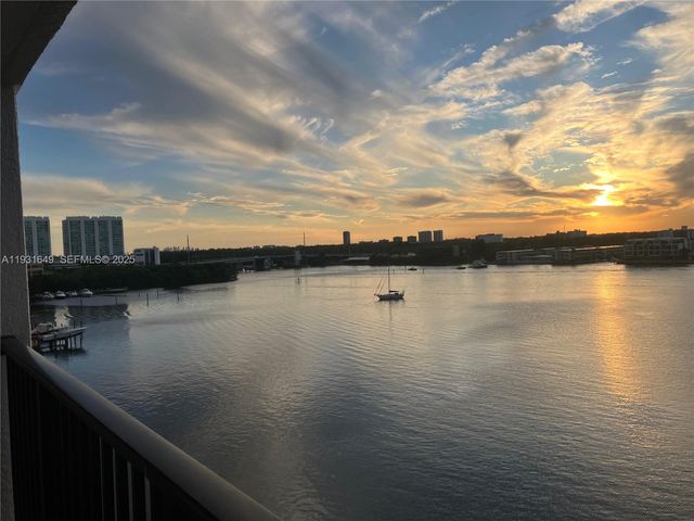 17150 N Bay Rd 2806, Sunny Isles Beach, FL 33160