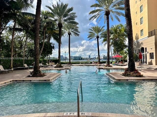 17150 N Bay Rd 2806, Sunny Isles Beach, FL 33160