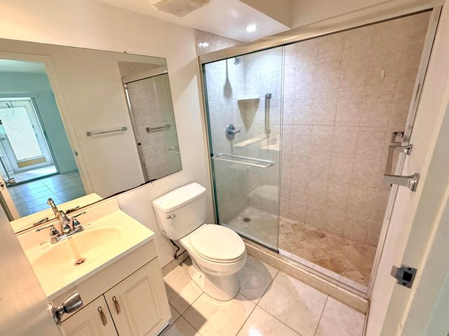 210 Tuscany Lane, Delray Beach, FL 33446