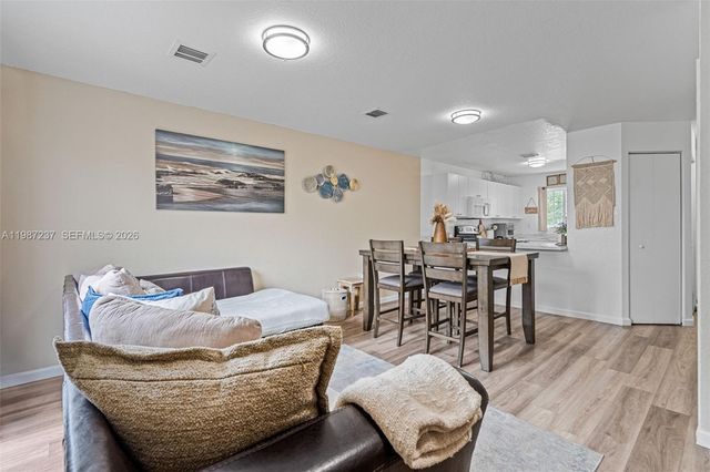 243 SW 6th Ln, Florida City, FL 33034