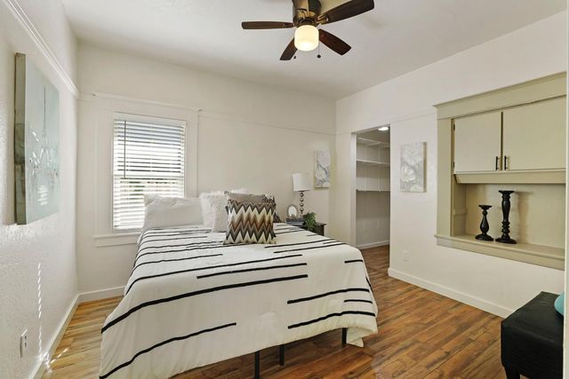 2126 E Fremont St, Stockton, CA 95205