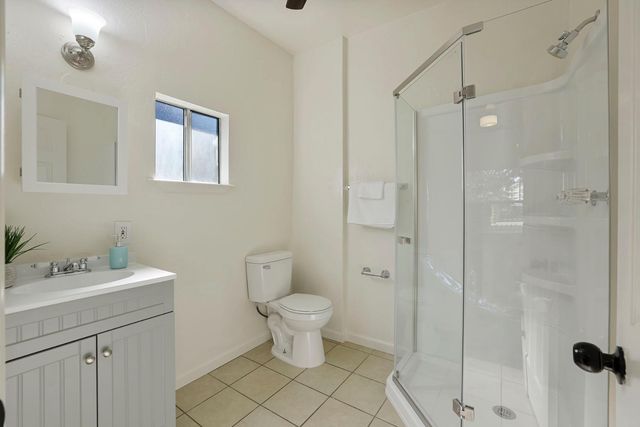 2126 E Fremont St, Stockton, CA 95205