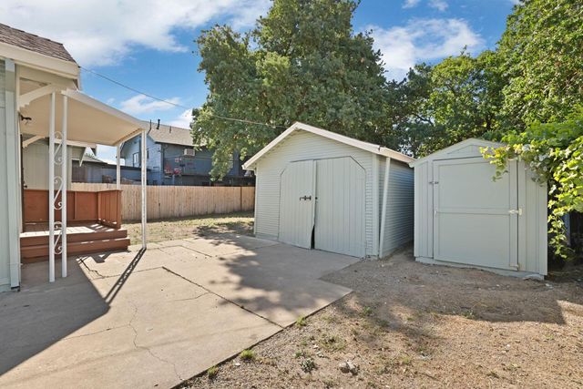 2126 E Fremont St, Stockton, CA 95205
