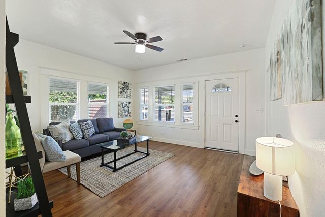 2126 E Fremont St, Stockton, CA 95205