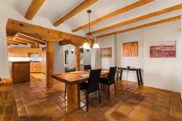 869 Paseo Del Sur, Santa Fe, NM 87501