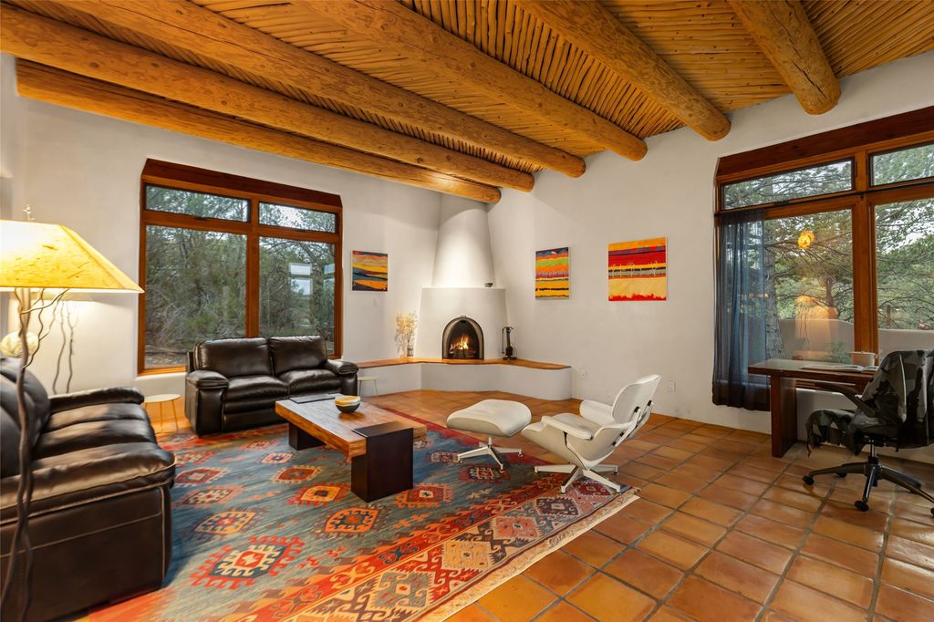 869 Paseo Del Sur, Santa Fe, NM 87501
