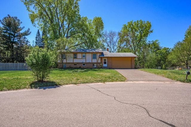4209 81st Avenue N, Brooklyn Park, MN 55443