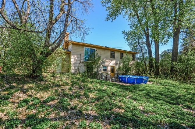 4209 81st Avenue N, Brooklyn Park, MN 55443