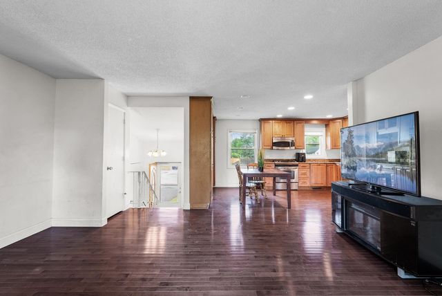 4209 81st Avenue N, Brooklyn Park, MN 55443