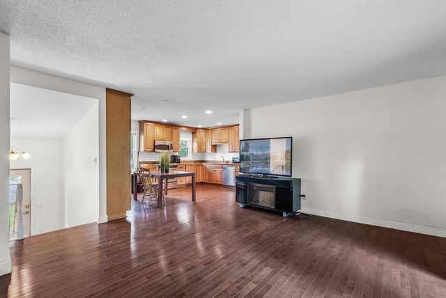 4209 81st Avenue N, Brooklyn Park, MN 55443