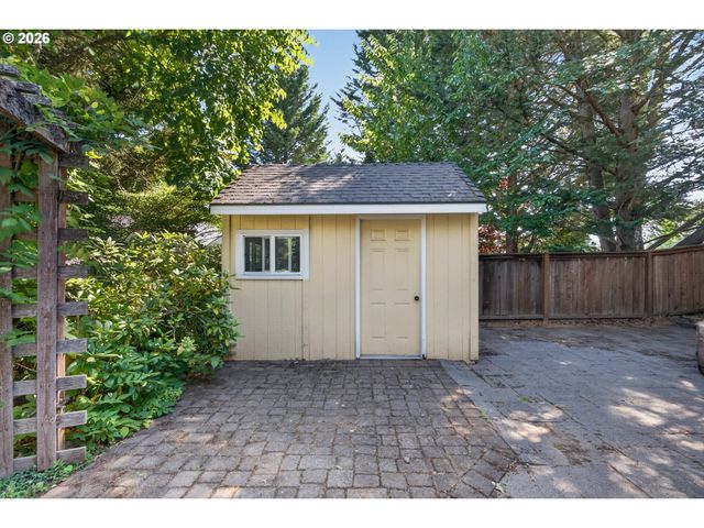 22104 Sw LIST Pl, Sherwood, OR 97140