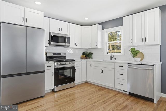 36 MAPLEDALE AVE, Glen Burnie, MD 21061