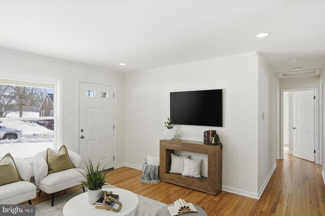 36 MAPLEDALE AVE, Glen Burnie, MD 21061