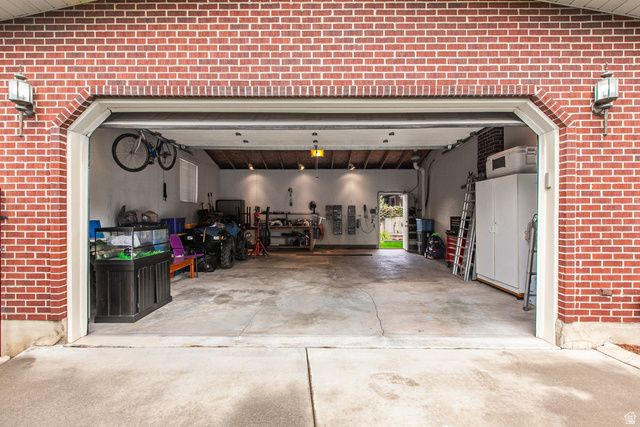 3221 E MILLCREEK CANYON RD, Millcreek, UT 84109