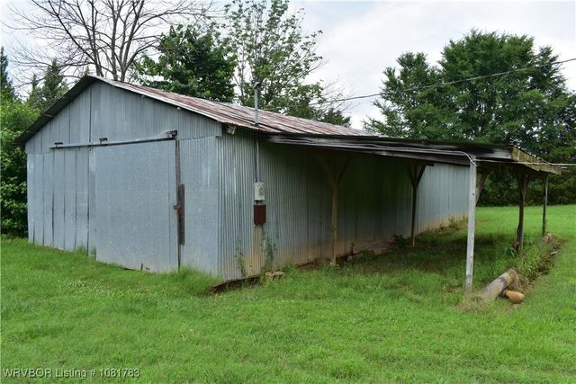 5924 S 217 Highway, Booneville, AR 72927