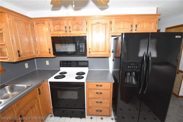 5924 S 217 Highway, Booneville, AR 72927