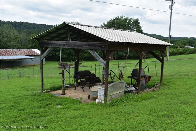 5924 S 217 Highway, Booneville, AR 72927
