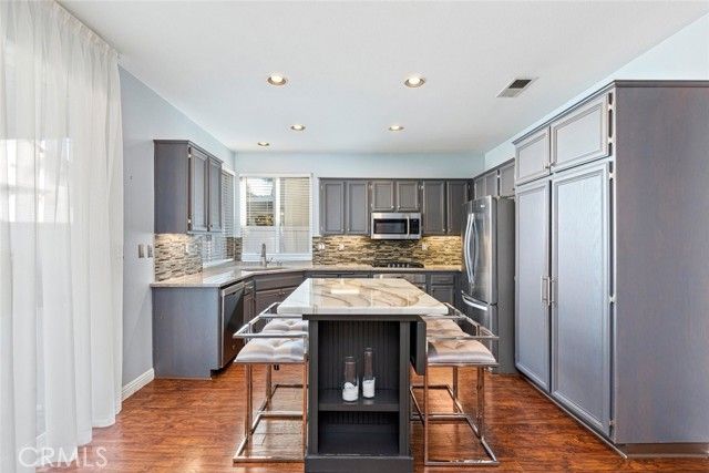 8738 Gracilior, Escondido, CA 92026