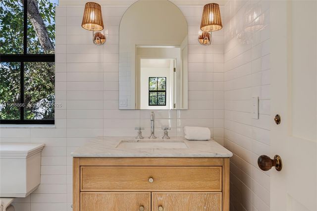 3603 Thomas Ave, Miami, FL 33133