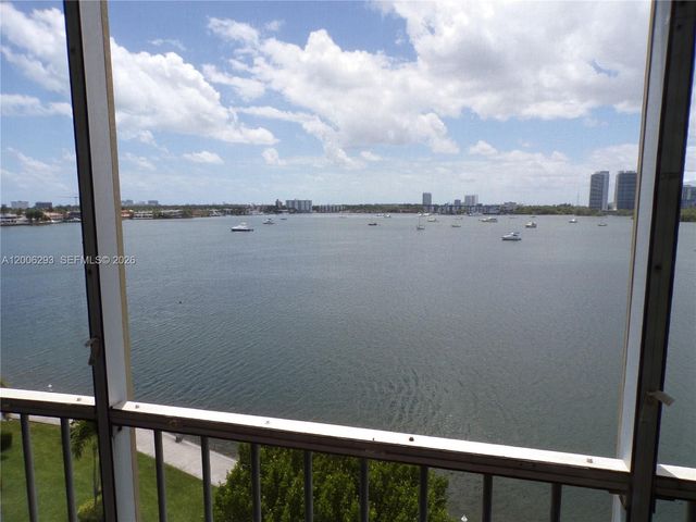 3000 Marcos Dr P609, Aventura, FL 33160