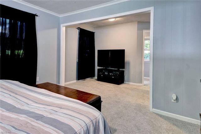95 Gum Grove DR, Newport News, VA 23601