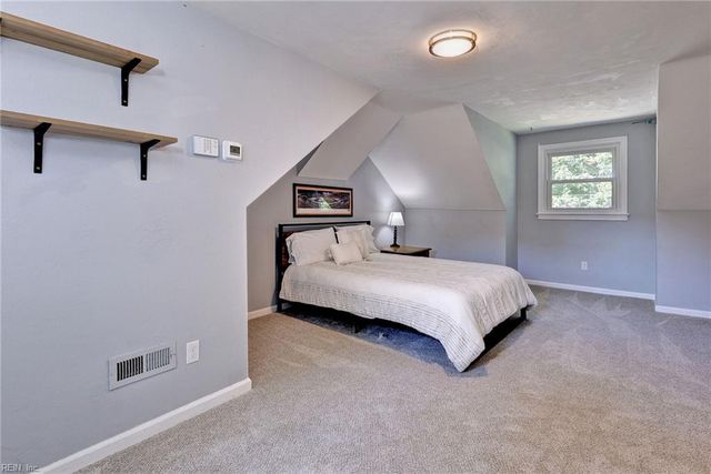 95 Gum Grove DR, Newport News, VA 23601