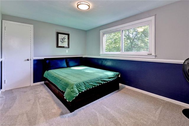 95 Gum Grove DR, Newport News, VA 23601