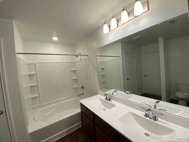10643 W Military Dr Unit 7, San Antonio, TX 78251