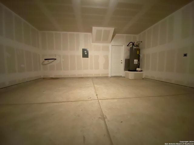 10643 W Military Dr Unit 7, San Antonio, TX 78251