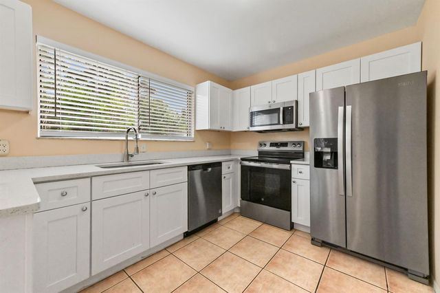 2441 SE University Terrace, Port St. Lucie, FL 34952