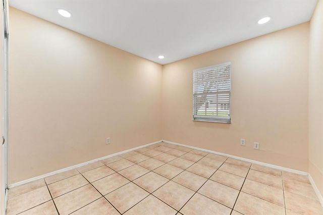 2441 SE University Terrace, Port St. Lucie, FL 34952