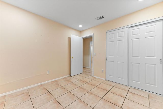 2441 SE University Terrace, Port St. Lucie, FL 34952
