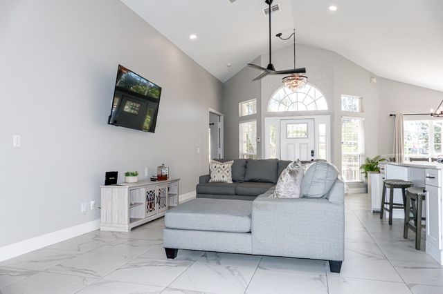 3502 SE Hyde Circle, Port St. Lucie, Port St Lucie, FL 34984