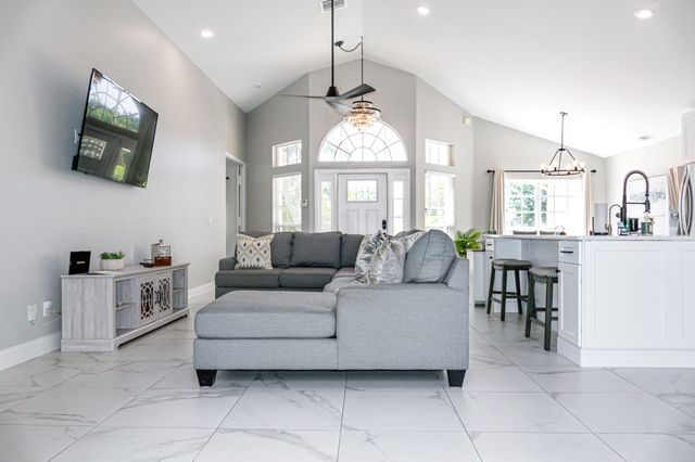 3502 SE Hyde Circle, Port St. Lucie, Port St Lucie, FL 34984