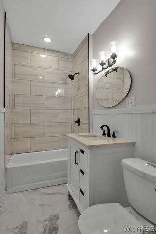 23 Pooley Place, Buffalo, NY 14213