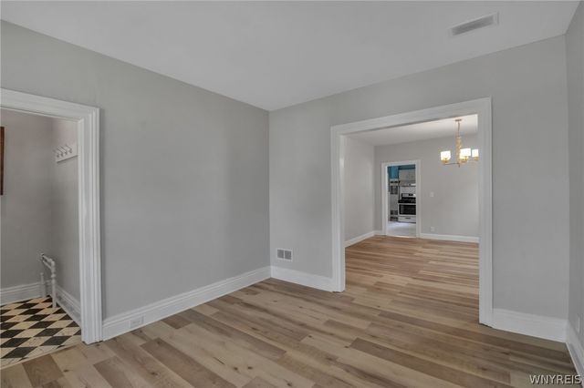 23 Pooley Place, Buffalo, NY 14213