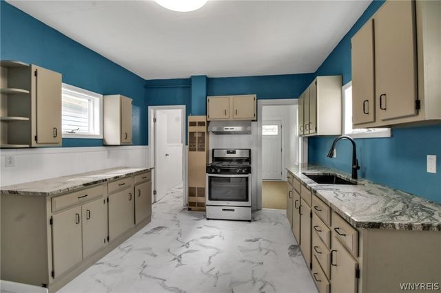 23 Pooley Place, Buffalo, NY 14213