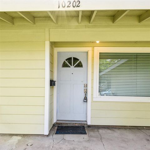 10202 Woodwind Drive, Houston, TX 77025