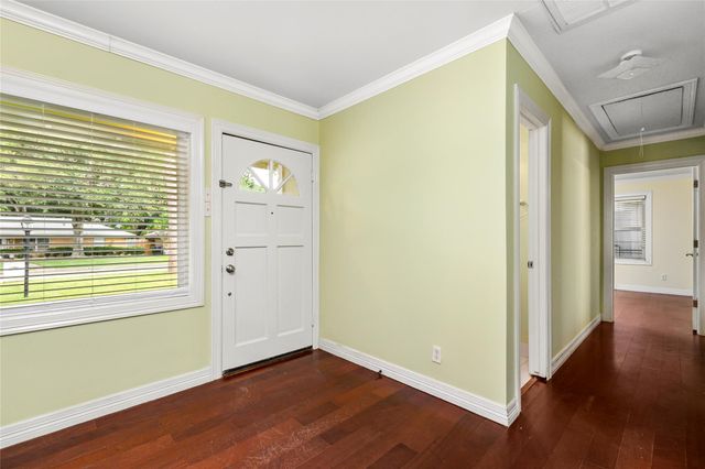 10202 Woodwind Drive, Houston, TX 77025
