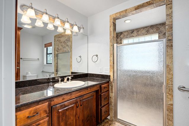 160 Rhum Rd, Kerrville, TX 78028