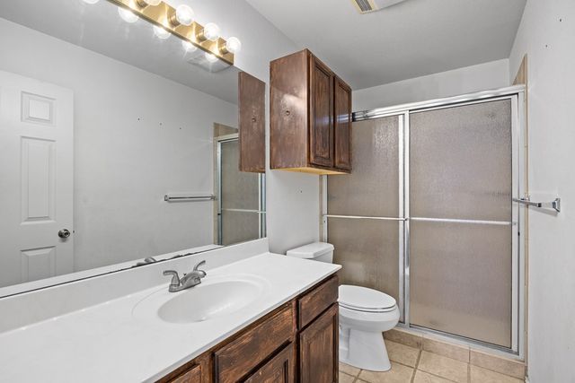 160 Rhum Rd, Kerrville, TX 78028